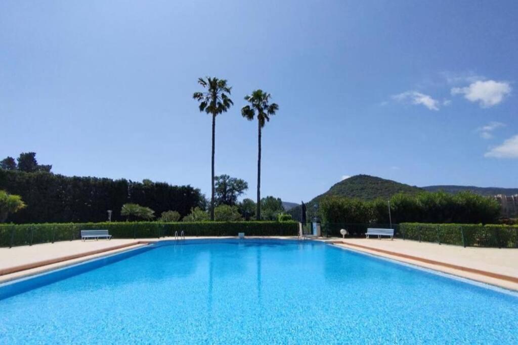 Ginkgo Studio - Piscine, Proche De La Mer, Golf, Wifi Mandelieu 外观 照片